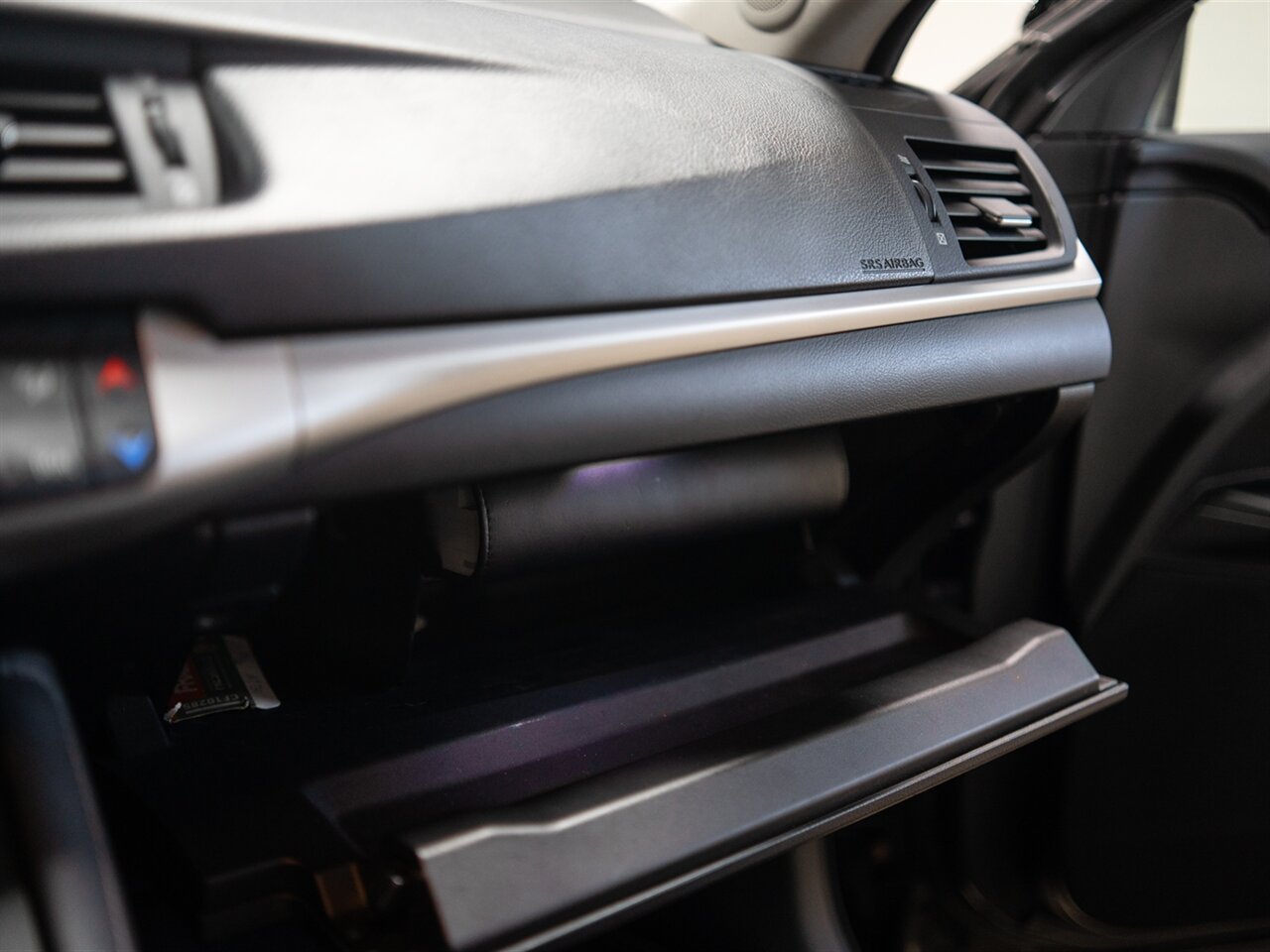 2012 Lexus CT 200h   - Photo 30 - Peoria, IL 61615