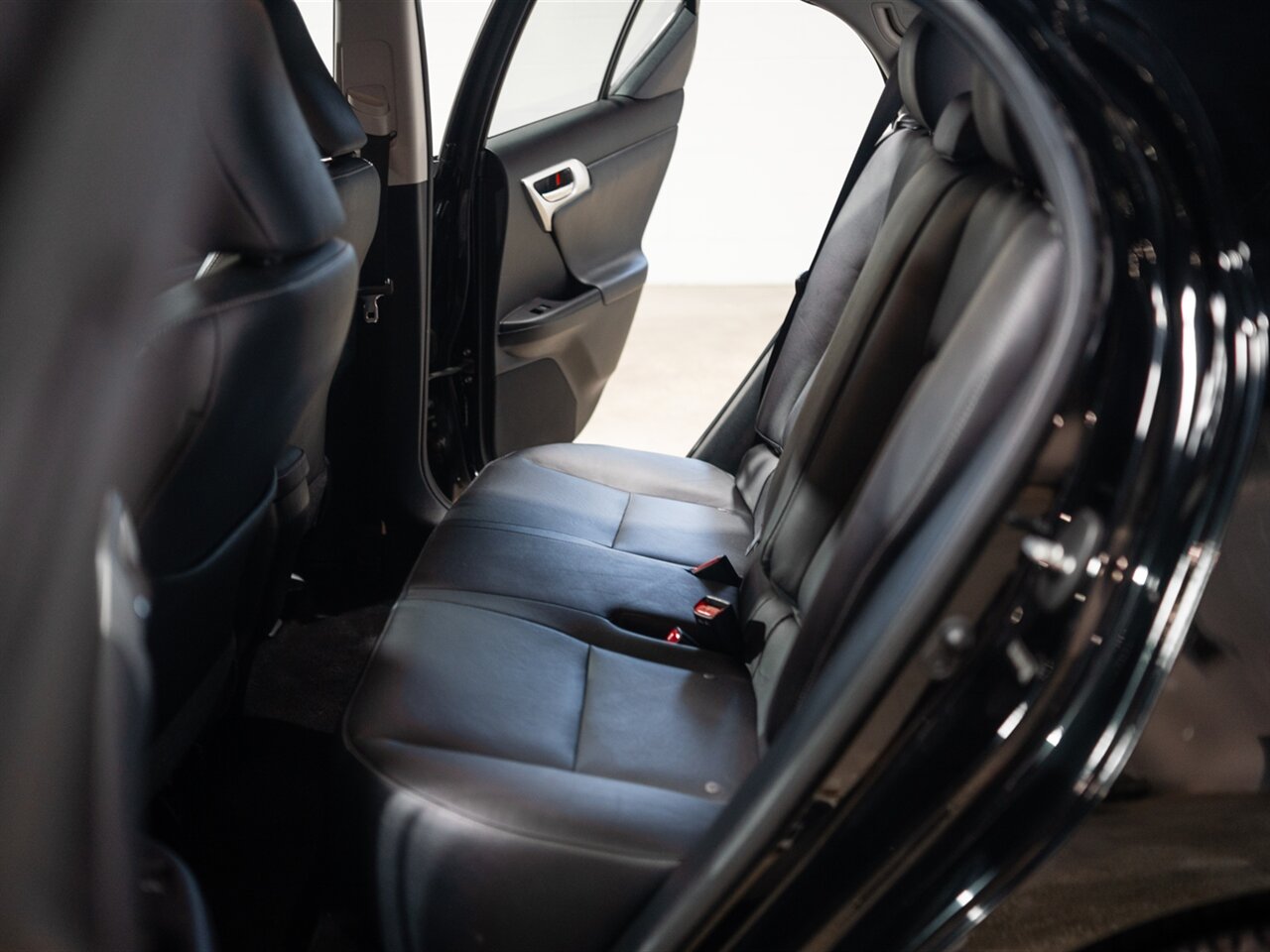 2012 Lexus CT 200h   - Photo 31 - Peoria, IL 61615