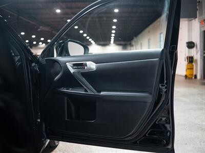 2012 Lexus CT 200h   - Photo 36 - Peoria, IL 61615