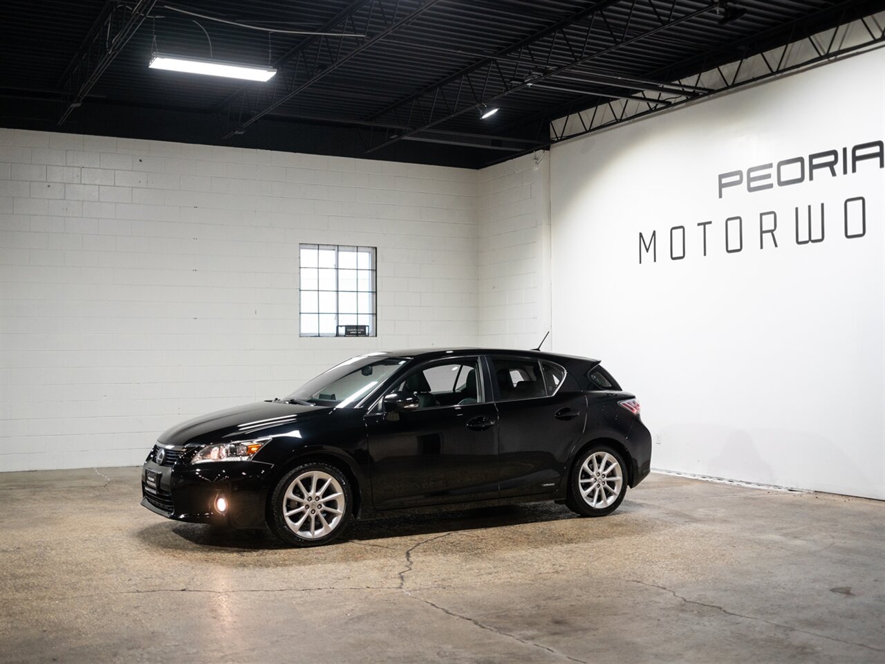 2012 Lexus CT 200h   - Photo 4 - Peoria, IL 61615