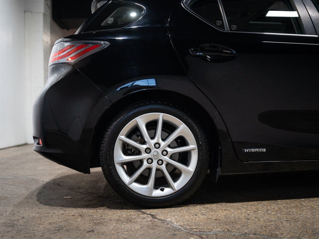2012 Lexus CT 200h   - Photo 14 - Peoria, IL 61615
