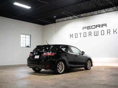 2012 Lexus CT 200h   - Photo 11 - Peoria, IL 61615