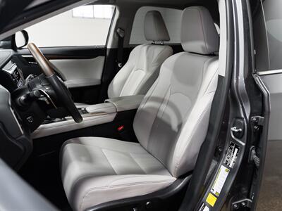 2022 Lexus RX 350   - Photo 16 - Peoria, IL 61615