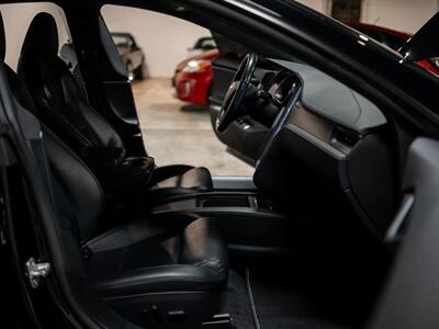 2020 Tesla Model S Performance - Photo 35 - Peoria, IL 61615