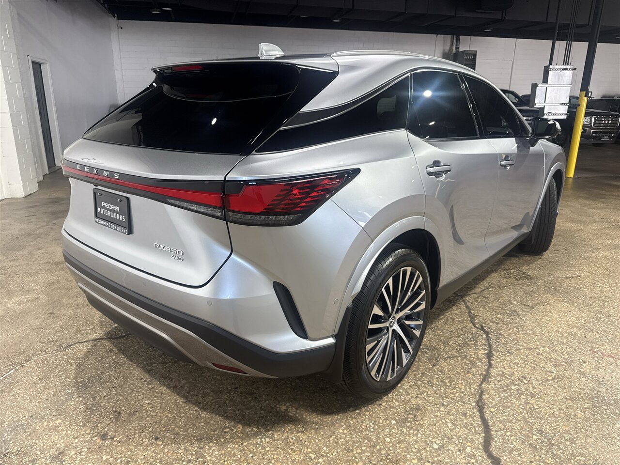 2024 Lexus RX 350 Premium+ - Photo 4 - Peoria, IL 61615