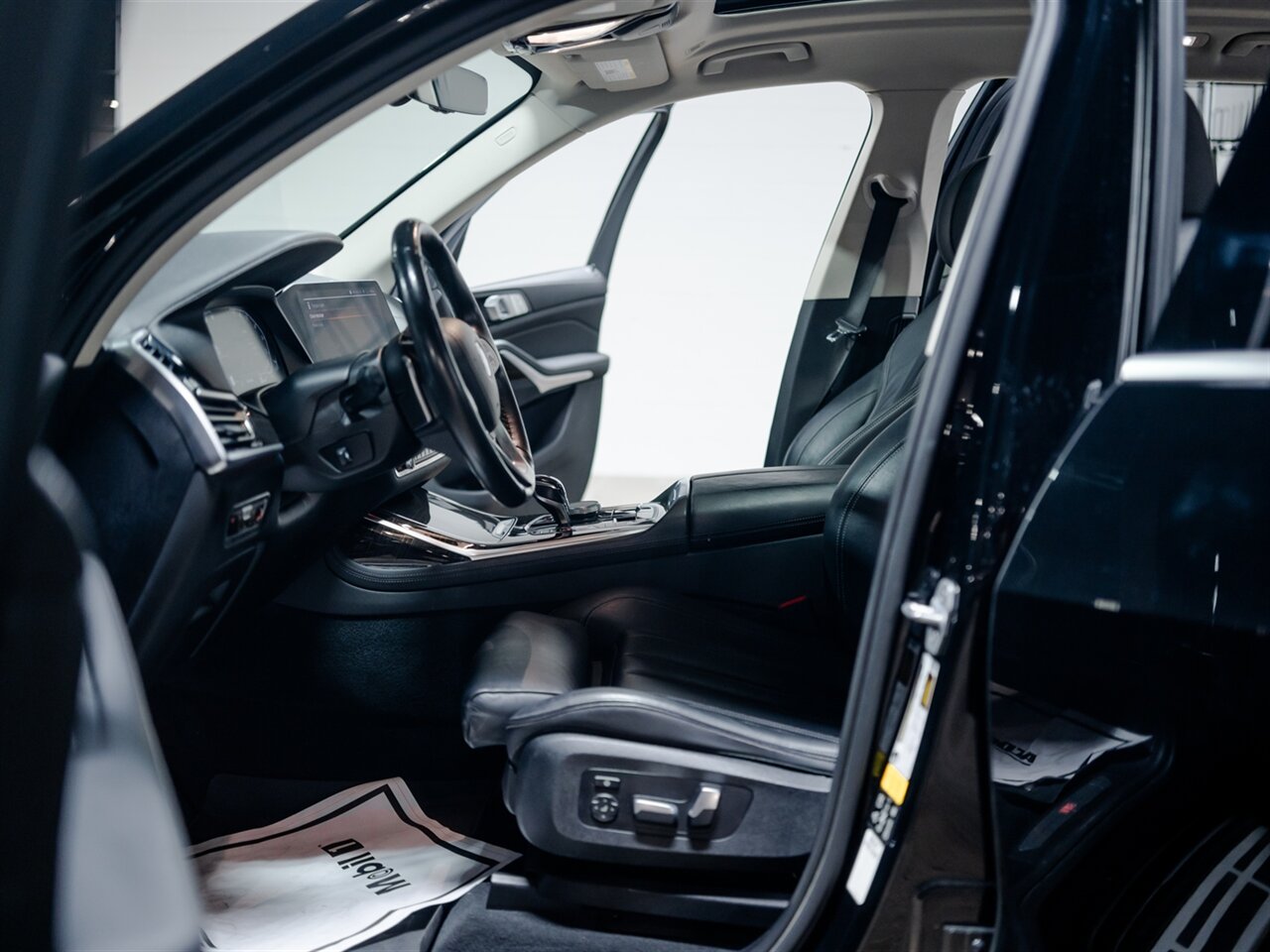 2020 BMW X7 xDrive40i   - Photo 24 - Peoria, IL 61615