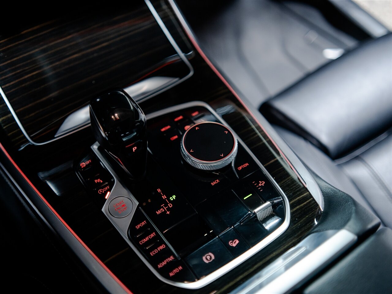 2020 BMW X7 xDrive40i   - Photo 25 - Peoria, IL 61615
