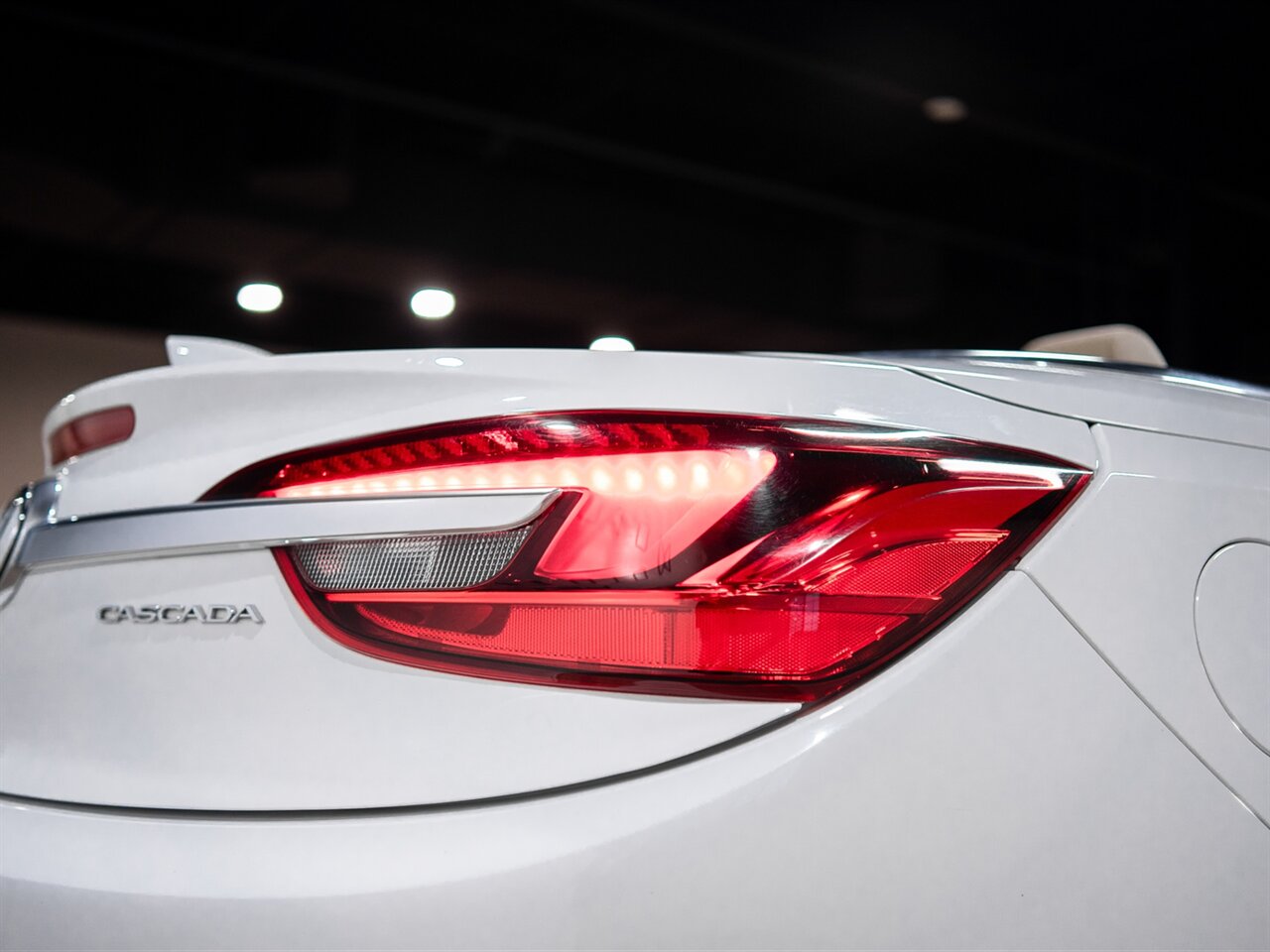2016 Buick Cascada Premium - Photo 16 - Peoria, IL 61615
