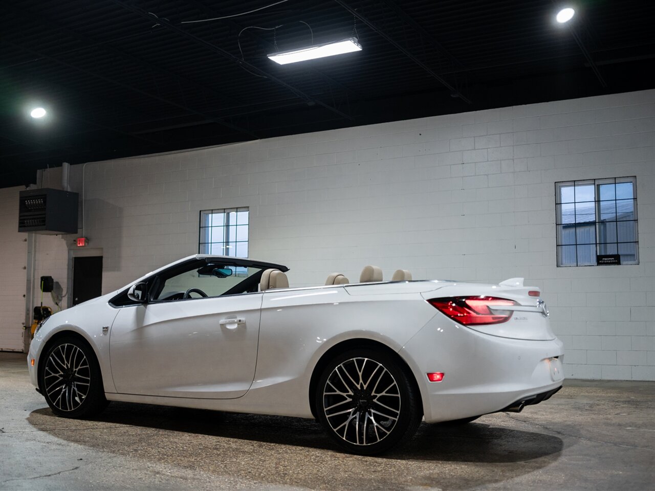 2016 Buick Cascada Premium - Photo 7 - Peoria, IL 61615