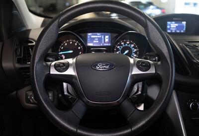 2013 Ford Escape SE   - Photo 14 - Peoria, IL 61615