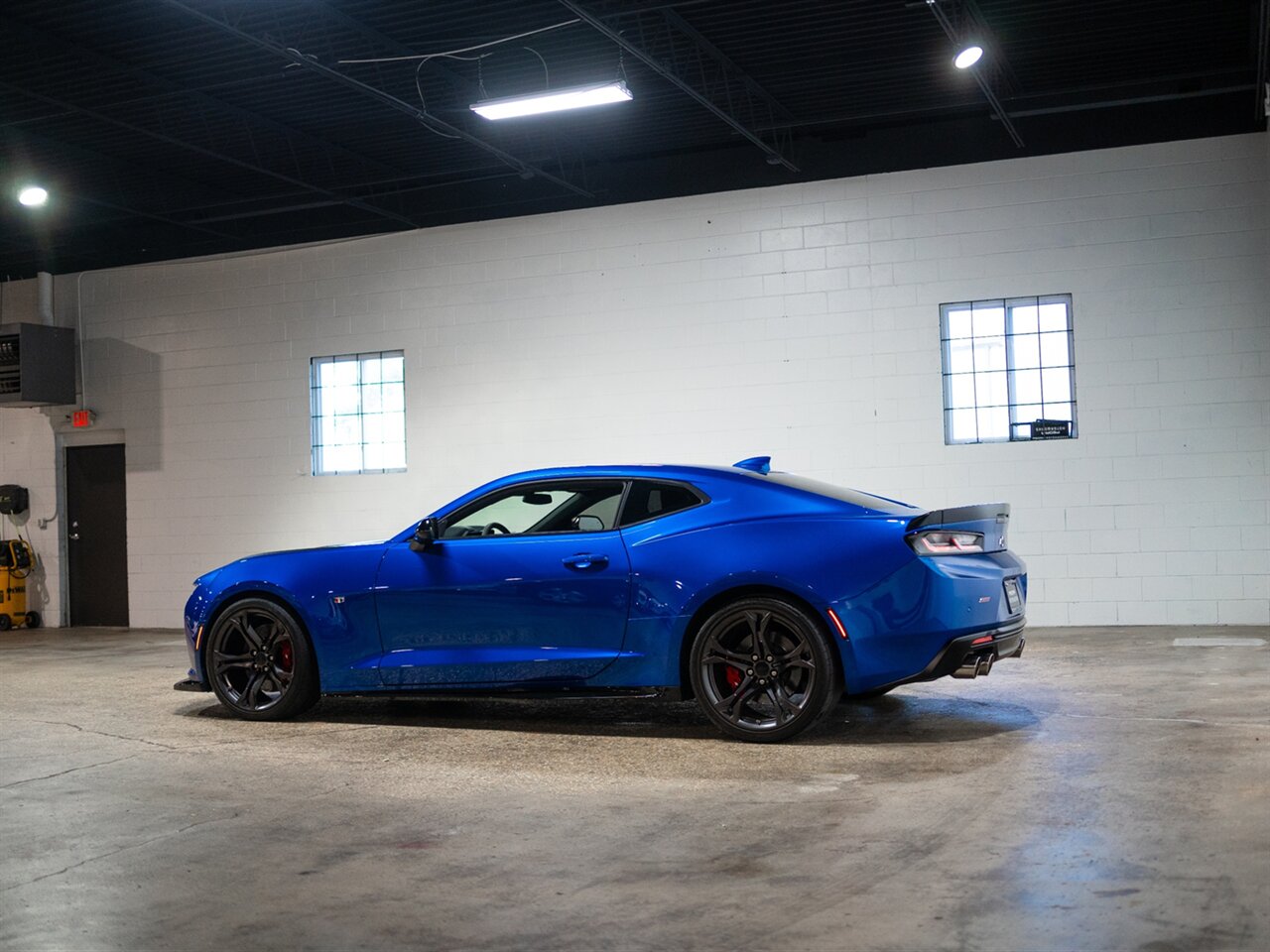 2018 Chevrolet Camaro SS - Photo 6 - Peoria, IL 61615