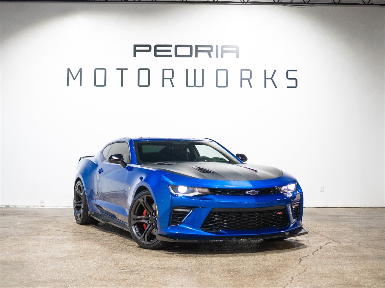 2018 Chevrolet Camaro SS   - Photo 1 - Peoria, IL 61615