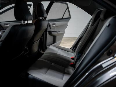 2017 Toyota Camry SE   - Photo 31 - Peoria, IL 61615
