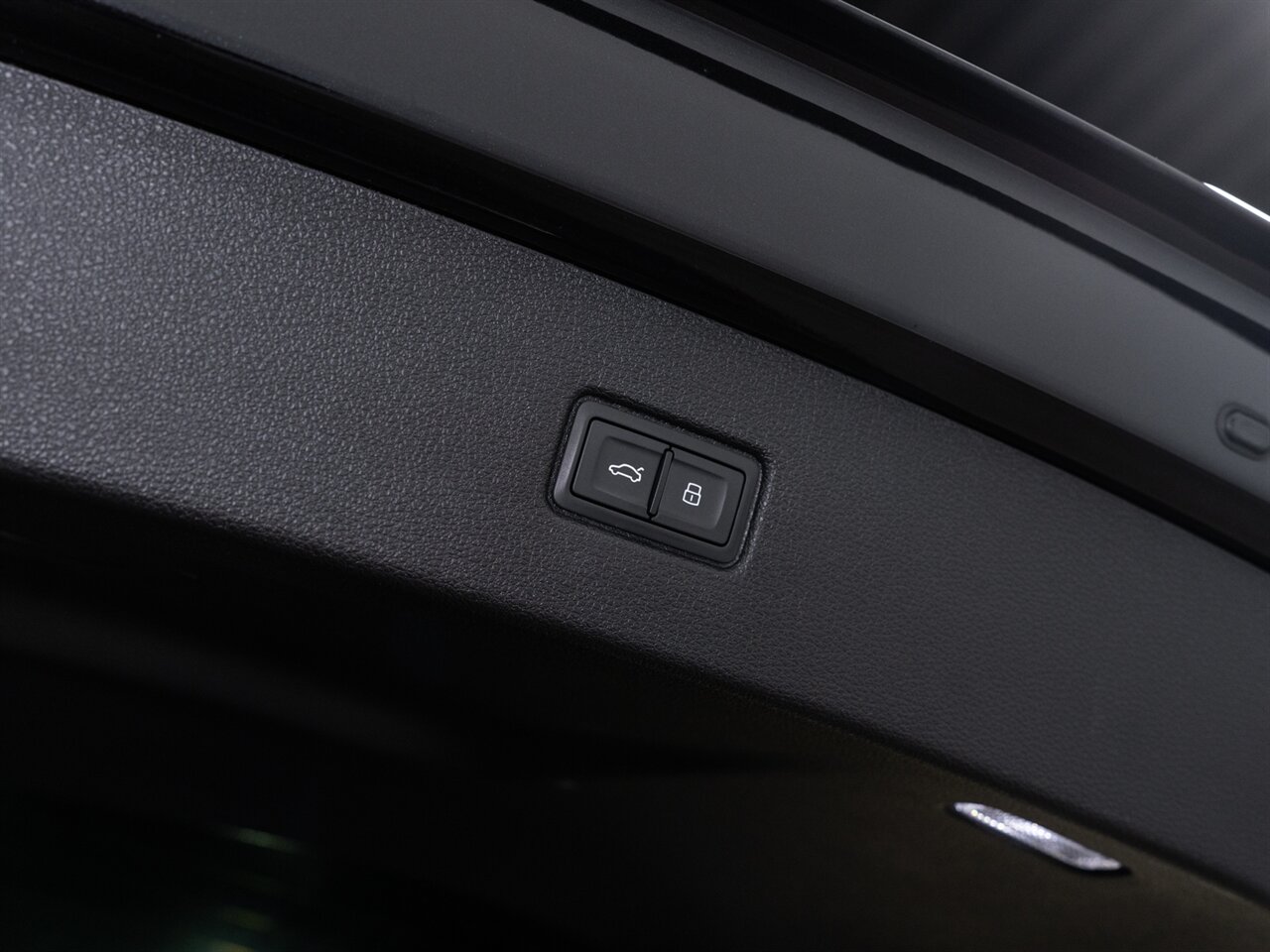2019 Audi Q7 quattro Prestige 55 TFSI   - Photo 43 - Peoria, IL 61615