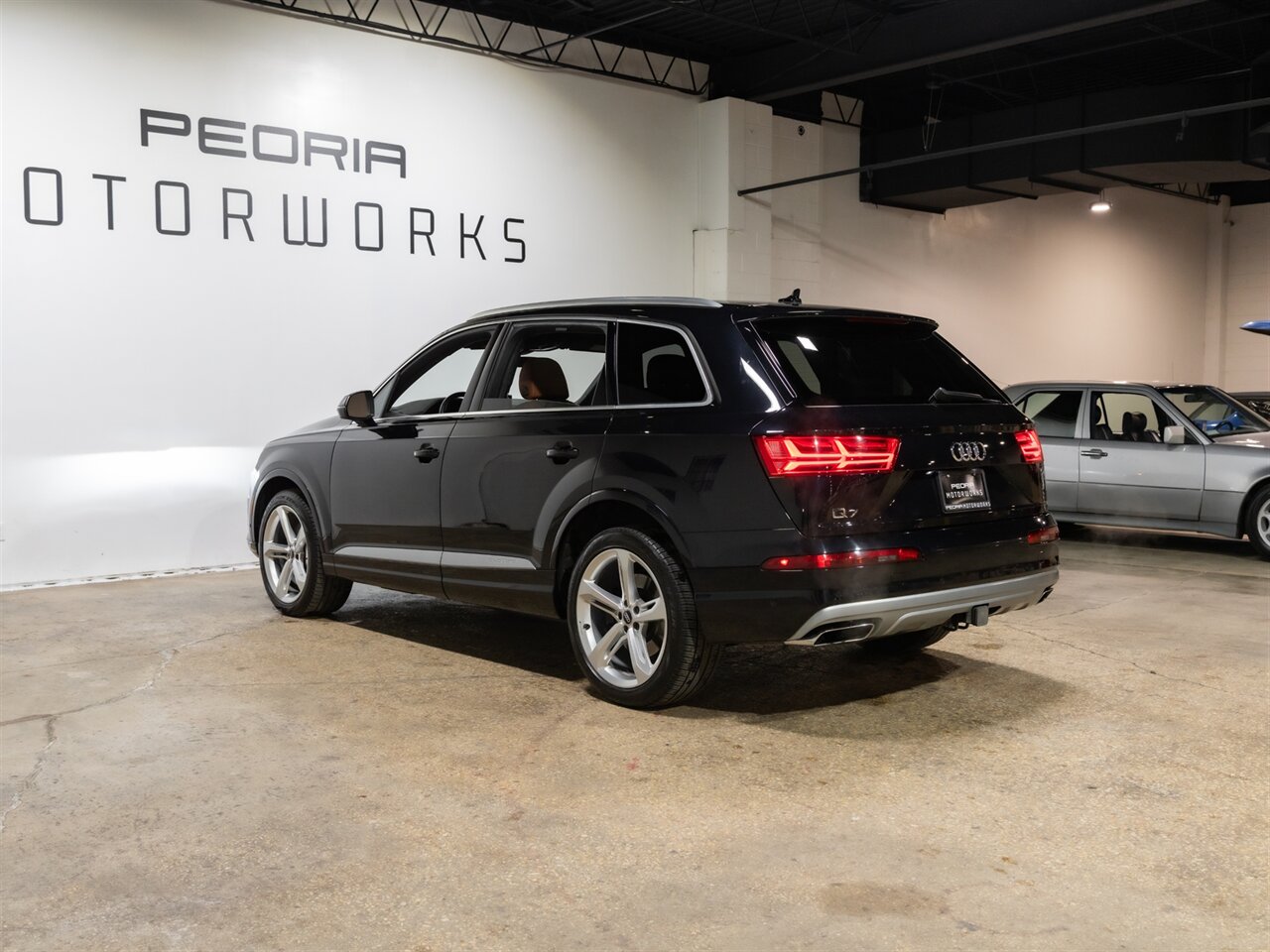 2019 Audi Q7 quattro Prestige 55 TFSI   - Photo 8 - Peoria, IL 61615