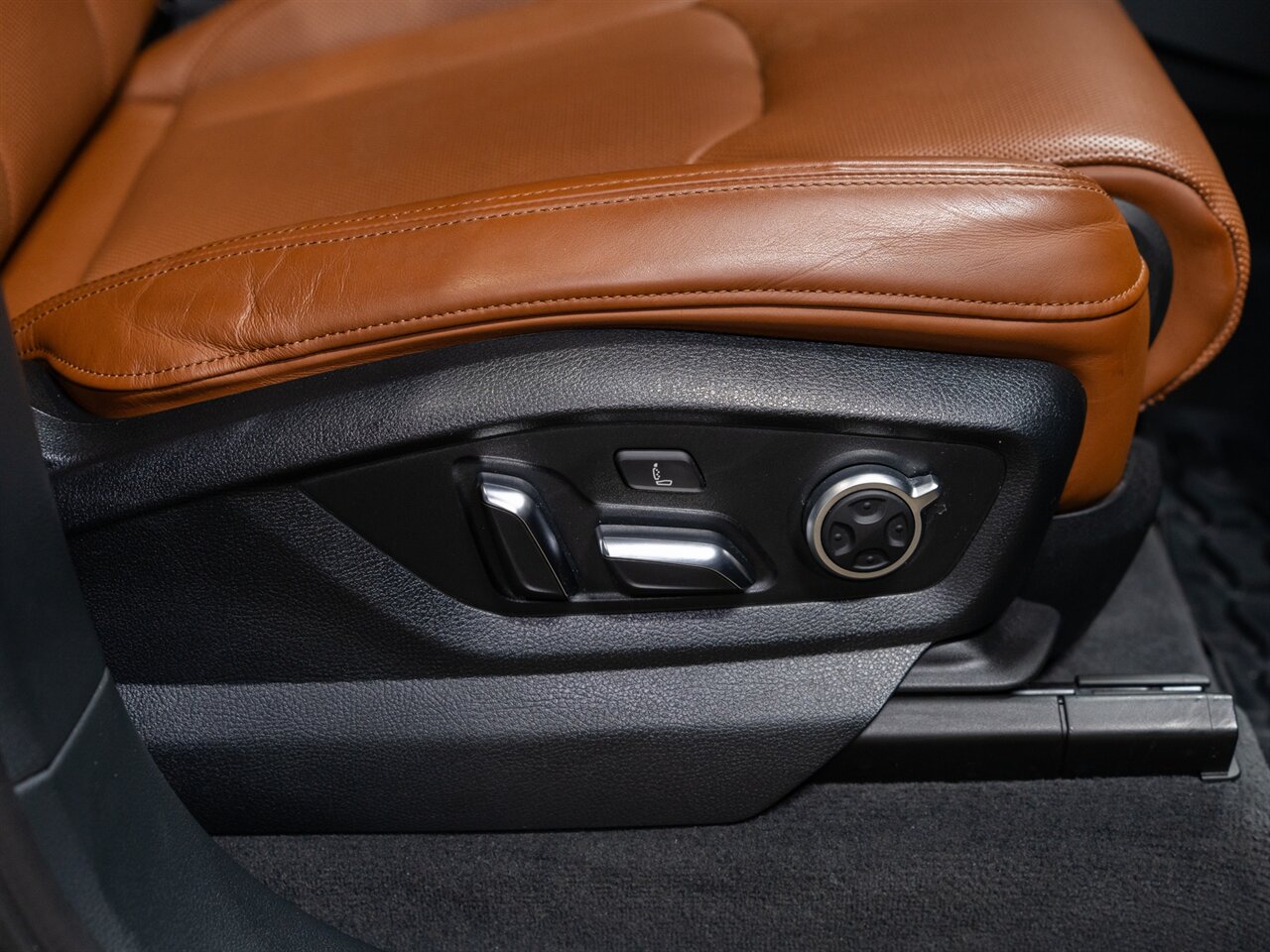 2019 Audi Q7 quattro Prestige 55 TFSI   - Photo 22 - Peoria, IL 61615