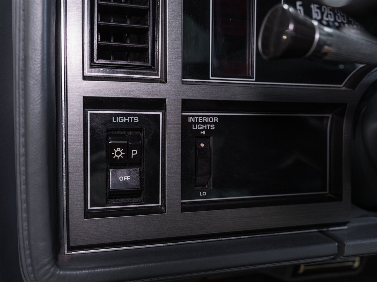 1987 Buick Regal TURBO T   - Photo 33 - Peoria, IL 61615