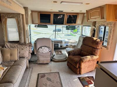 2002 National Dolphin 6355   - Photo 4 - Brookings, OR 97415