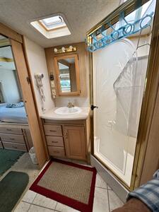 2002 National Dolphin 6355   - Photo 7 - Brookings, OR 97415