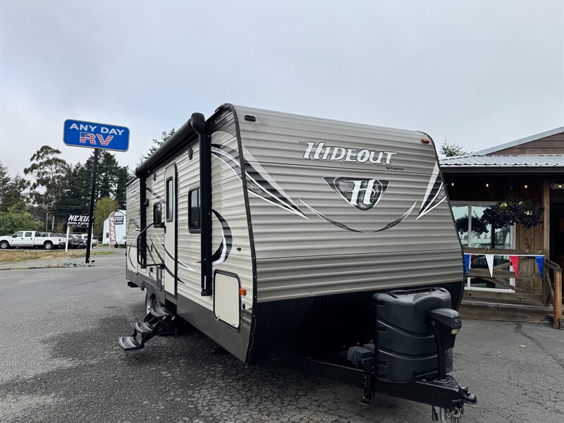 2017 Keystone Hideout 22kbwe  