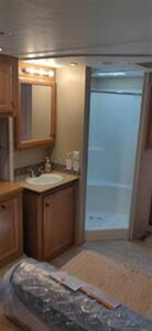 2006 Fifth Wheel Carriage Cameo LXI 35 FT   - Photo 18 - Redmond, OR 97756