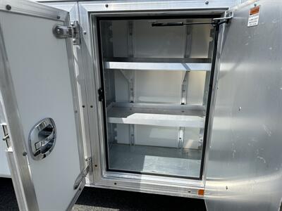 2017 Ford Transit 350 HD   - Photo 13 - South Weymouth, MA 02190