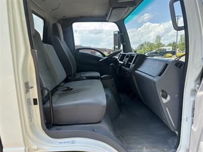 2019 Chevrolet W4500   - Photo 15 - South Weymouth, MA 02190