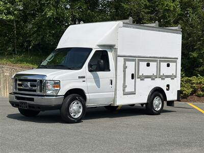 2016 Ford E-350 SD   - Photo 2 - South Weymouth, MA 02190