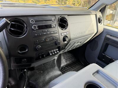 2015 Ford F-350 Super Duty XL   - Photo 18 - South Weymouth, MA 02190
