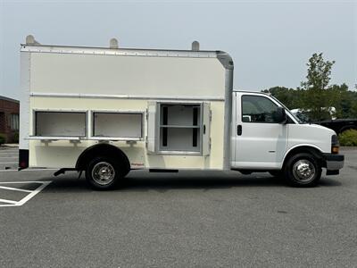 2022 Chevrolet Express 3500   - Photo 21 - South Weymouth, MA 02190