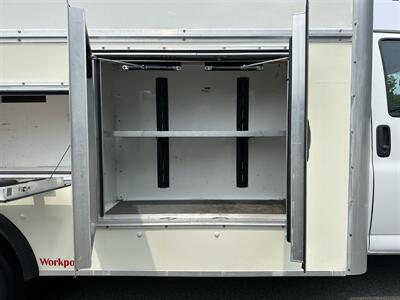 2022 Chevrolet Express 3500   - Photo 26 - South Weymouth, MA 02190