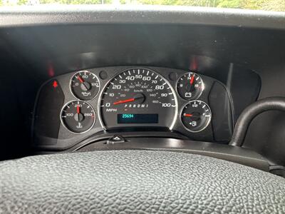 2022 Chevrolet Express 3500   - Photo 17 - South Weymouth, MA 02190