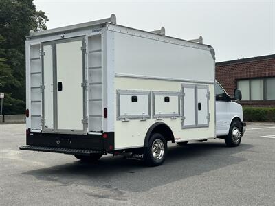 2022 Chevrolet Express 3500   - Photo 33 - South Weymouth, MA 02190