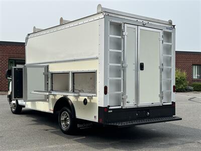 2022 Chevrolet Express 3500   - Photo 27 - South Weymouth, MA 02190