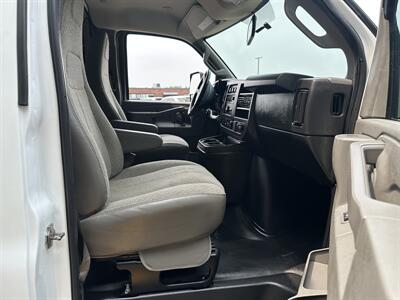 2022 Chevrolet Express 3500   - Photo 13 - South Weymouth, MA 02190
