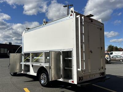 2018 GMC Savana 3500 - Photo 11 - South Weymouth, MA 02190