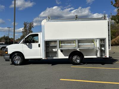 2018 GMC Savana 3500 - Photo 9 - South Weymouth, MA 02190