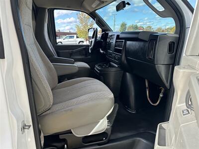 2018 GMC Savana 3500 - Photo 16 - South Weymouth, MA 02190