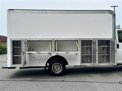 2017 GMC Savana 3500   - Photo 10 - South Weymouth, MA 02190