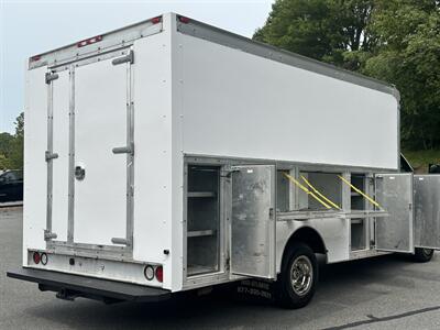 2017 GMC Savana 3500   - Photo 22 - South Weymouth, MA 02190