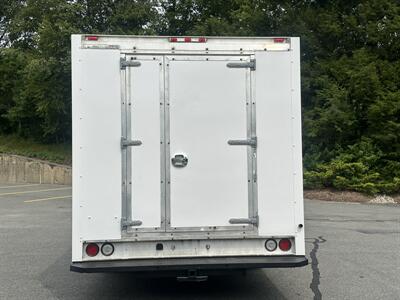 2017 GMC Savana 3500   - Photo 5 - South Weymouth, MA 02190