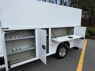 2019 Ford Transit 350 HD - Photo 12 - South Weymouth, MA 02190