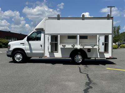 2012 Ford E-350 SD   - Photo 10 - South Weymouth, MA 02190