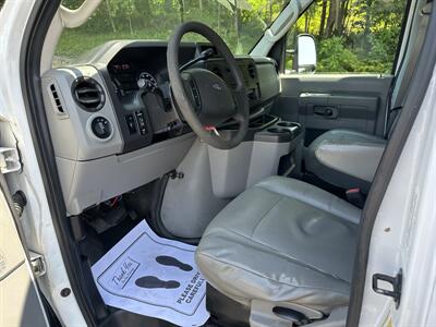 2012 Ford E-350 SD   - Photo 16 - South Weymouth, MA 02190