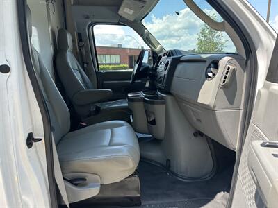 2012 Ford E-350 SD   - Photo 15 - South Weymouth, MA 02190