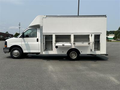 2015 Chevrolet Express 12 ft utility   - Photo 10 - South Weymouth, MA 02190