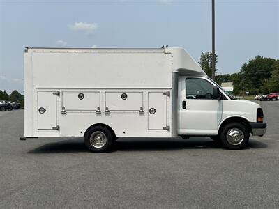 2015 Chevrolet Express 12 ft utility   - Photo 7 - South Weymouth, MA 02190