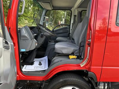 2018 Chevrolet W4500 Crew   - Photo 19 - South Weymouth, MA 02190