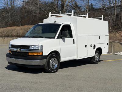 2018 Chevrolet Express 3500   - Photo 2 - South Weymouth, MA 02190
