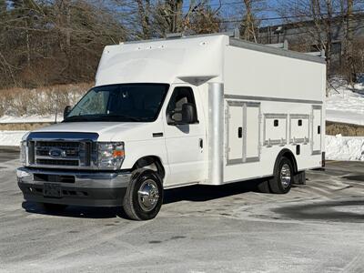 2024 Ford E-450 SD   - Photo 2 - South Weymouth, MA 02190